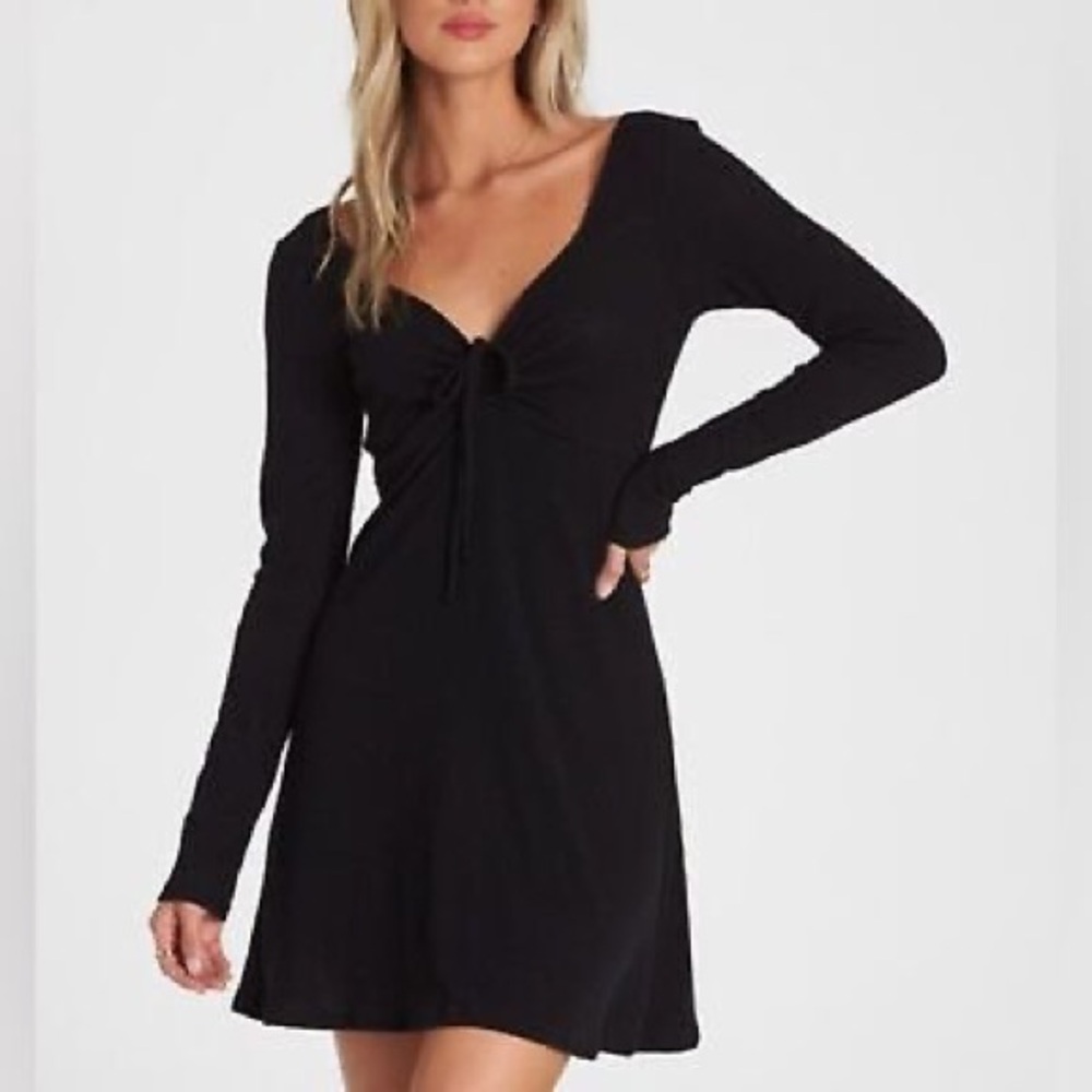 Billabong Black Sheath Long Sleeve Cocktail Dress
